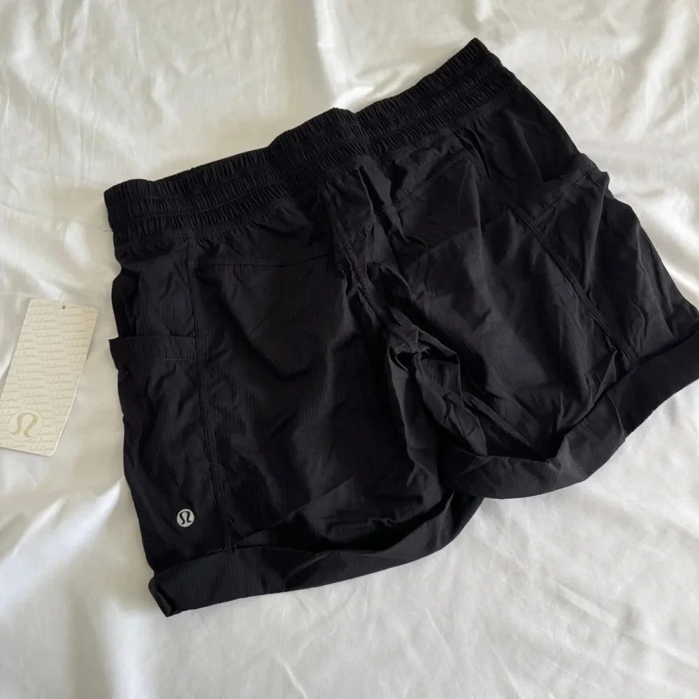 🆕🖤 Lululemon Do it All Short II - Black